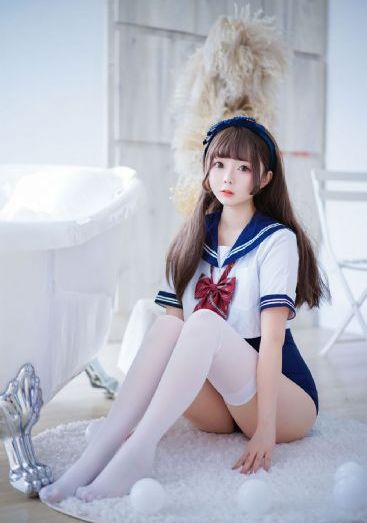 《乳色吐息》第一集免费观看