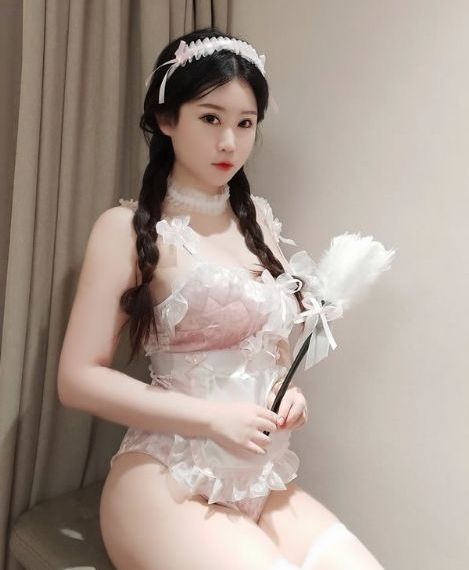 在世界尽头咏唱恋曲的少女